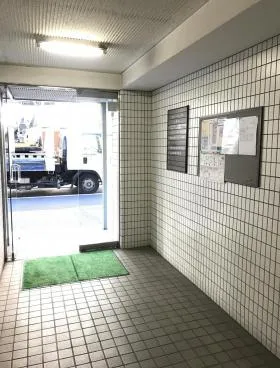 久松町ロータリービルの外観