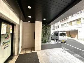 AS ONE 日本橋 Eastの外観