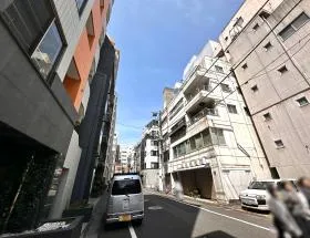 AS ONE 日本橋 Eastの外観