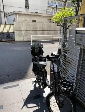 日新中央ビルの外観