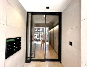 REGRARD NINGYOCHO(旧:久松町118)ビルの外観
