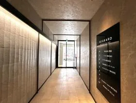 REGRARD NINGYOCHO(旧:久松町118)ビルの外観
