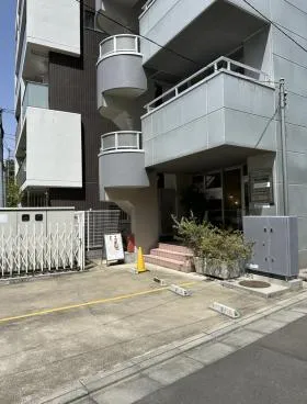 サウスエヌワイビルの外観