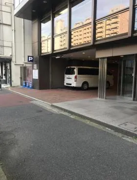 西麻布六本木通(西麻布28森)ビルの外観
