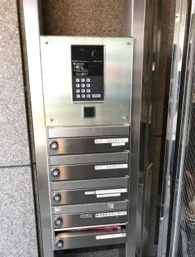 サエグサ代々木公園ビルの外観