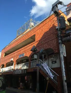 オーツカビルの外観