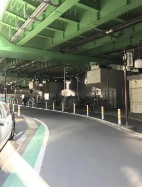 金子ビルの外観