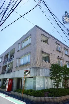 フレスカ代々木上原Ⅱビルの外観