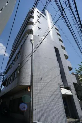 オーガストハウスの外観