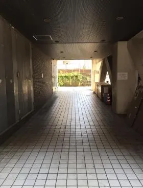 リッツパラシオビルの外観