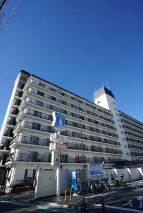 秀和幡ケ谷レジデンスの外観