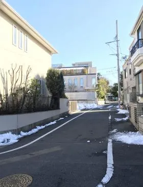 クラツクスハイム神山町ビルの外観