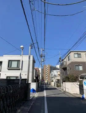 UTS幡ケ谷ビルの外観