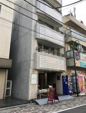 金杉ビルの外観