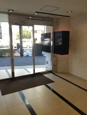 アーバンスクエア神田ビルの外観