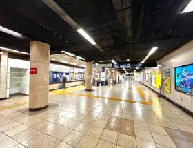 東京メトロ千代田線「赤坂駅」