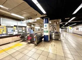 東京メトロ千代田線「赤坂駅」