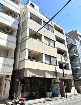 レイ上原ビルの外観