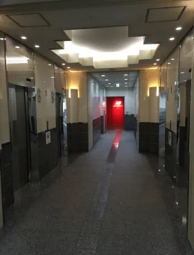 ニチレイ明石町ビルの外観