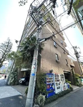 アルシュ代々木の外観