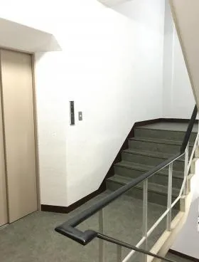 TAKIビル原宿の外観