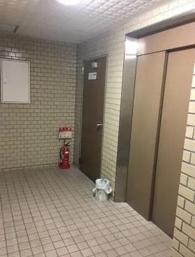 大和ビルの外観