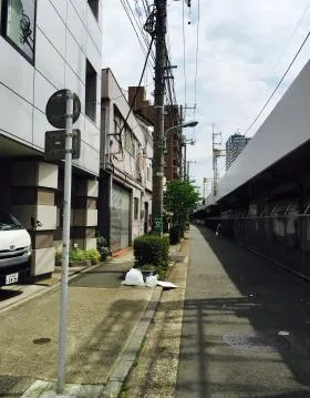 エスティ21ビルの外観