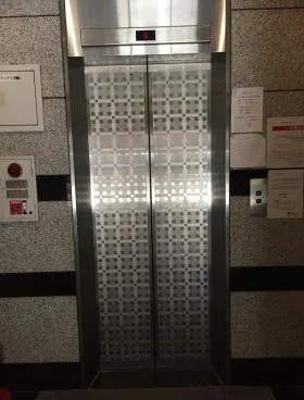 大成ビルの外観
