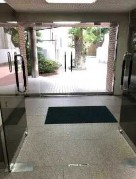 富田ビルの外観
