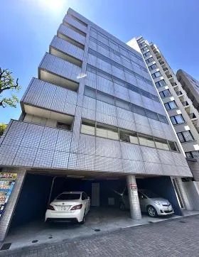 MGビルの外観