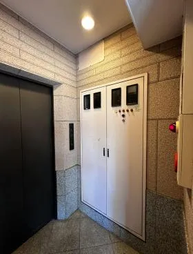 MGビルの外観