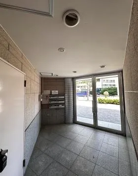 MGビルの外観