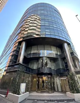 初台センタービルの外観