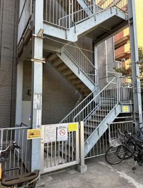 初台センタービルの外観