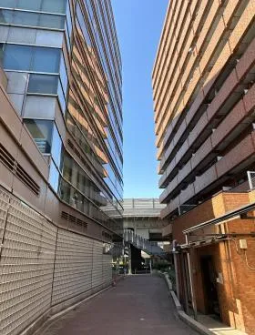 初台センタービルの外観