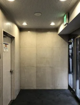 新宿ダイカンプラザビジネスタワーの外観