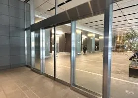 アークヒルズサウスタワーの外観