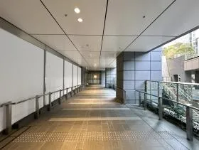 アークヒルズサウスタワーの外観