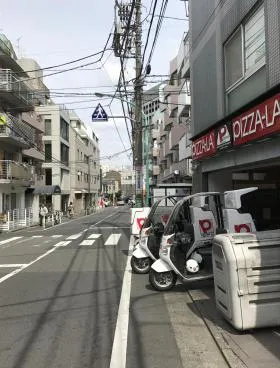 シンエイビルの外観