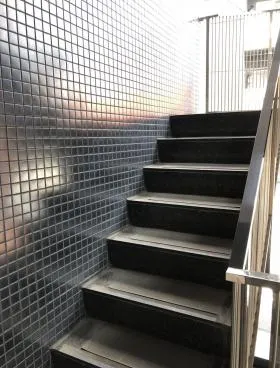 TSI神保町ビルの外観