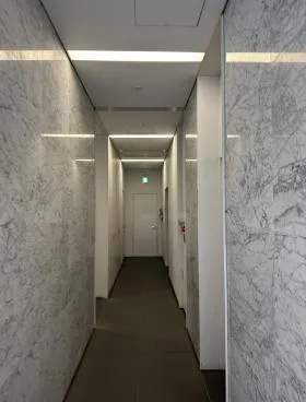 ヨシザワビルの外観