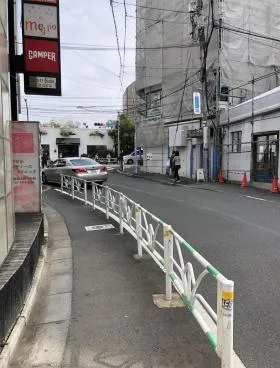 ROOB2ビルの外観