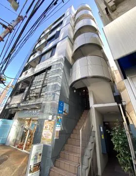 代官山センタービルの外観
