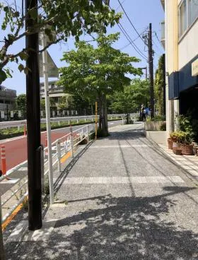 堀井代官山ビルの外観