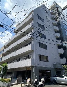 SUビルの外観