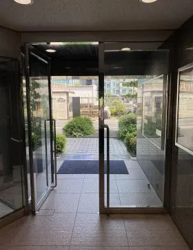SUビルの外観
