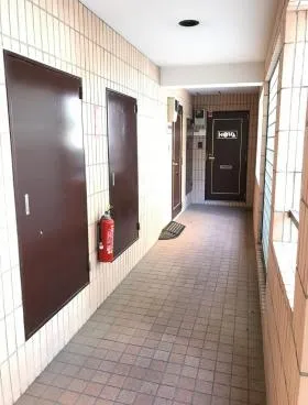 EL CASAビルの外観