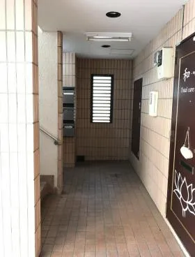 EL CASAビルの外観