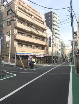 恵ビルの外観