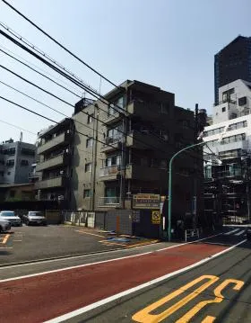 ロイヤルバレス渋谷ビルの外観